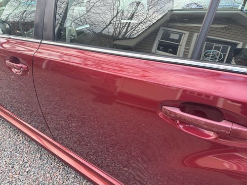 Used 2010 Subaru Legacy 2.5i Premium image 25