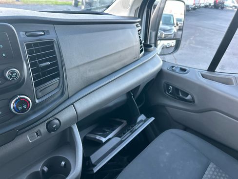 Used 2023 Ford Transit 250 Low Roof AWD w/ Exterior Upgrade Package image 36