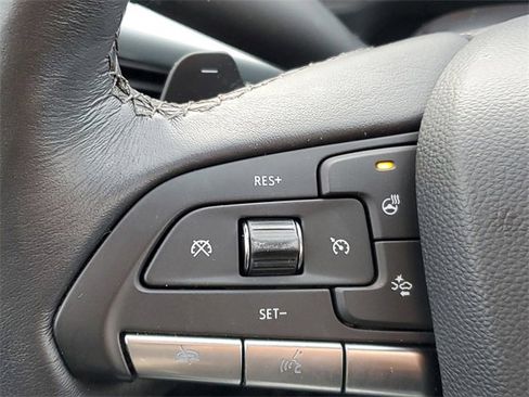 Certified 2023 Cadillac XT4 Premium Luxury w/ Cold Weather Package image 17