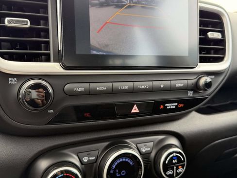 Certified 2023 Hyundai Venue SEL w/ Cargo Package FWD image 30