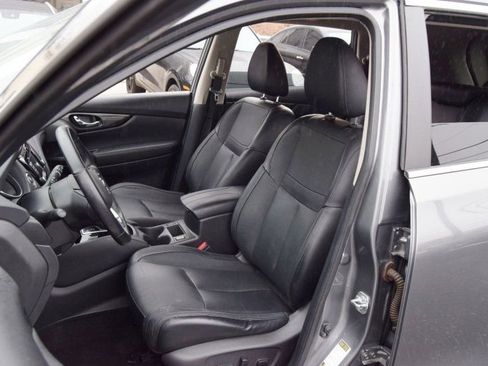 Used 2018 Nissan Rogue SL w/ Premium Package image 20