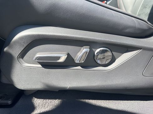 Used 2023 Acura MDX A-Spec image 10