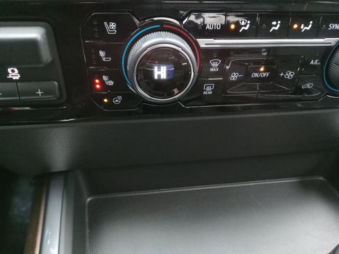 Used 2025 Chevrolet Silverado 1500 High Country w/ Midnight Edition image 22