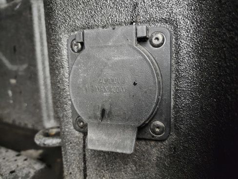 Used 2023 Chevrolet Silverado 3500 LTZ w/ LTZ Plus Package image 33