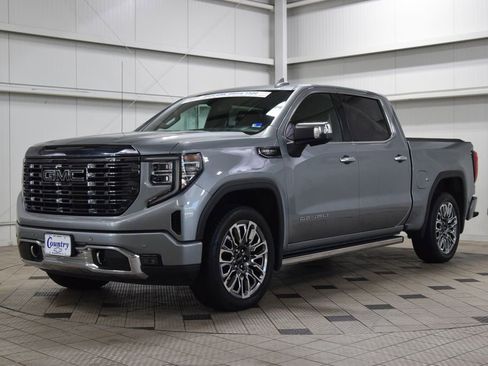 Used 2024 GMC Sierra 1500 Denali Ultimate image 3