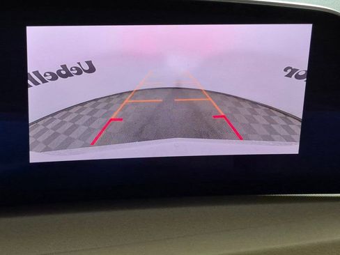 Used 2024 Cadillac XT4 Luxury w/ Cold Weather Package image 20