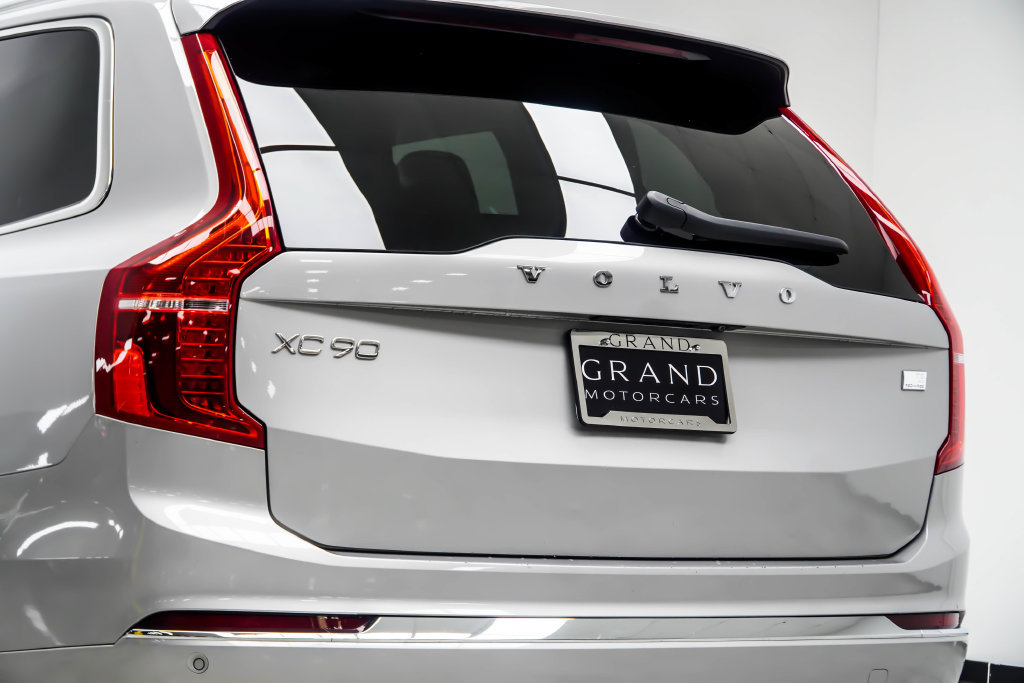 Used 2024 Volvo XC90 T8 Plus AWD/4WD image 19