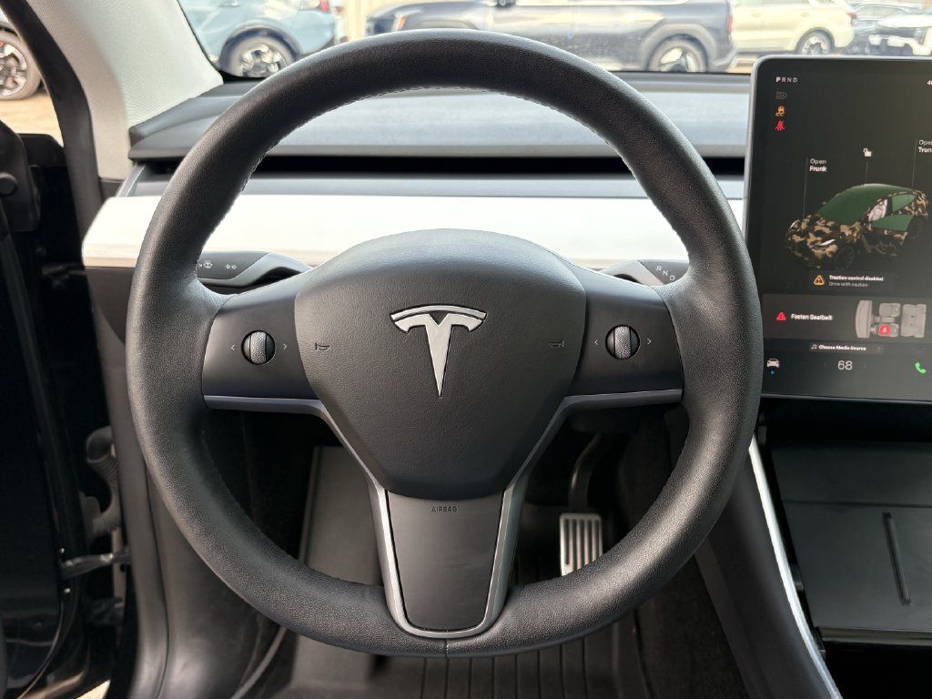 Used 2021 Tesla Model Y 2WD image 15