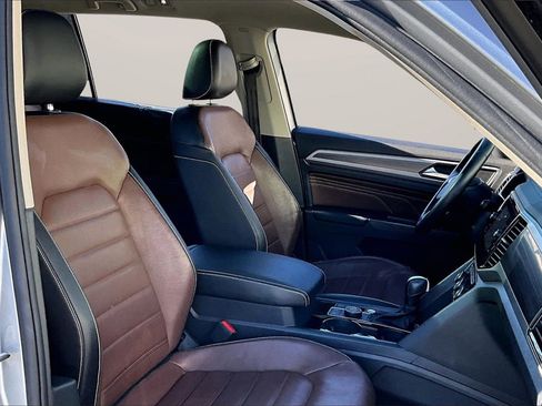 Used 2021 Volkswagen Atlas SEL Premium image 24