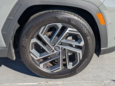 Used 2025 Hyundai Tucson Limited image 9