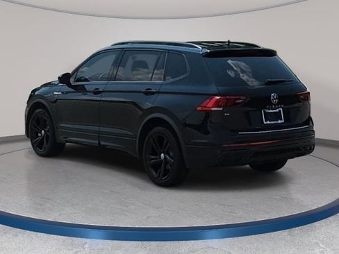 Used 2024 Volkswagen Tiguan SE R-Line FWD image 7