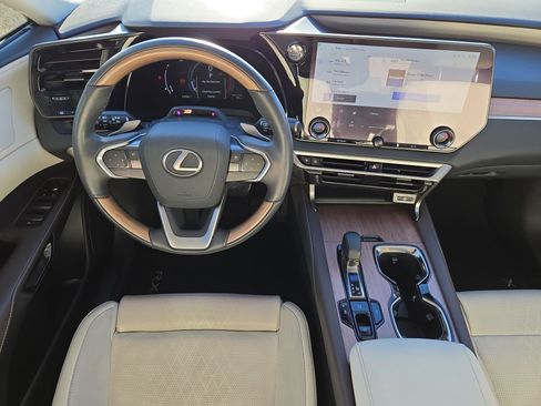 Used 2023 Lexus RX 350 FWD image 14