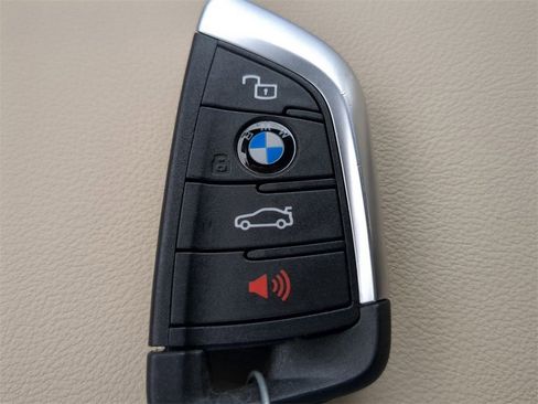 Certified 2024 BMW 230i Coupe w/ Convenience Package image 29