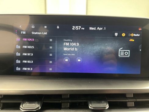 Used 2025 Kia Telluride S image 65