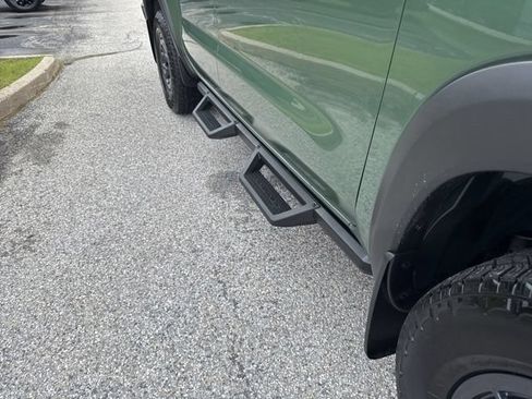 Used 2025 Nissan Frontier PRO-4X w/ Tow Package AWD/4WD image 41