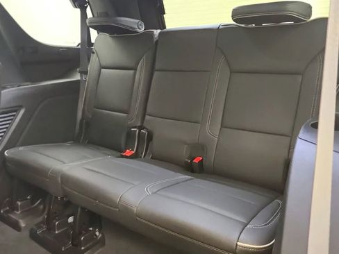 Used 2024 Chevrolet Tahoe Premier image 23