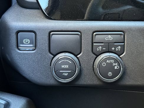 New 2025 Chevrolet Silverado 1500 LT w/ All Star Edition Plus image 30