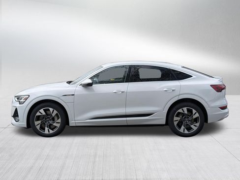 Used 2021 Audi e-tron Premium AWD/4WD image 4
