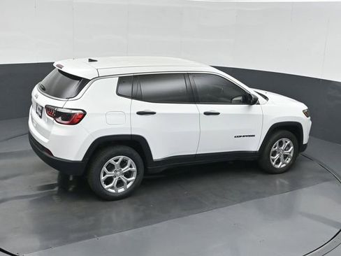 Used 2025 Jeep Compass Sport AWD/4WD image 32