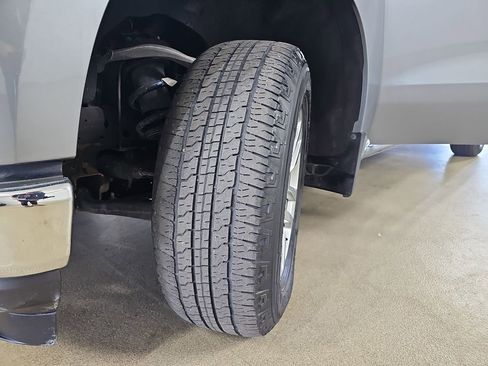 Used 2022 Chevrolet Silverado 1500 LT AWD/4WD image 37