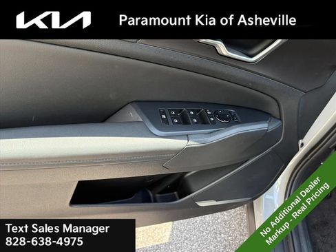 New 2026 Kia Sportage EX AWD/4WD image 25