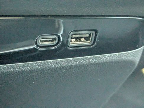 New 2026 Buick Enclave Sport Touring w/ Power Package image 25