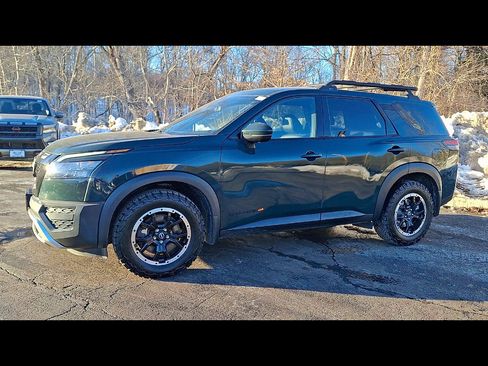 Certified 2023 Nissan Pathfinder Rock Creek image 2