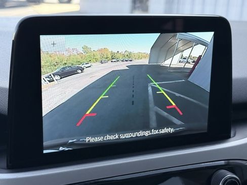 Used 2021 Ford Escape SE image 15