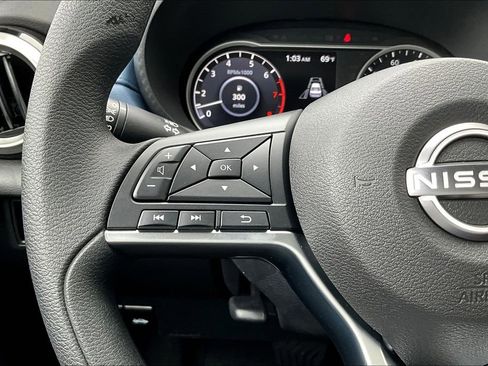 New 2025 Nissan Versa SV w/ Trunk Package image 17