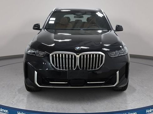 Certified 2024 BMW X5 xDrive40i w/ Premium Package AWD/4WD image 2