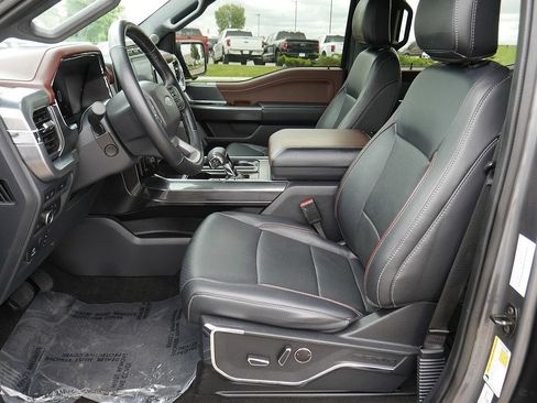 Used 2022 Ford F150 Lariat w/ Equipment Group 502A High AWD/4WD image 11