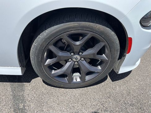 Used 2018 Dodge Charger SXT Plus w/ Beats Audio Group RWD image 19