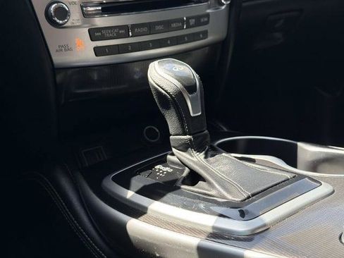 Used 2020 INFINITI QX60 Luxe w/ Essential Package FWD image 17