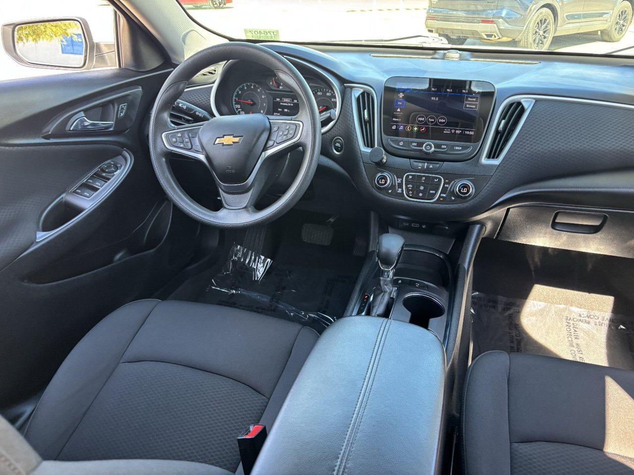 Used 2022 Chevrolet Malibu LT FWD image 12