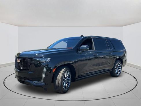 Used 2021 Cadillac Escalade ESV Sport w/ Driver Assist Tech Package AWD/4WD image 10