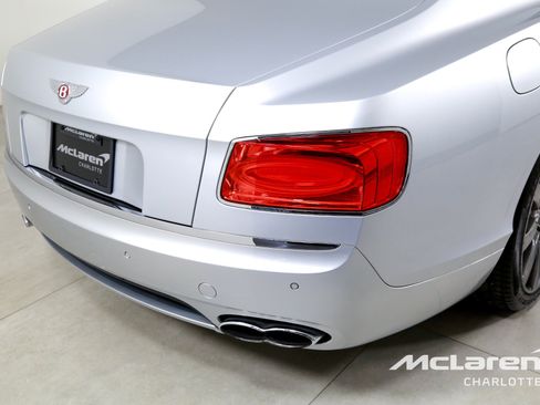 Used 2017 Bentley Flying Spur V8 AWD/4WD image 41