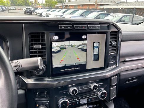Used 2023 Ford F250 Lariat w/ Lariat Ultimate Package AWD/4WD image 24
