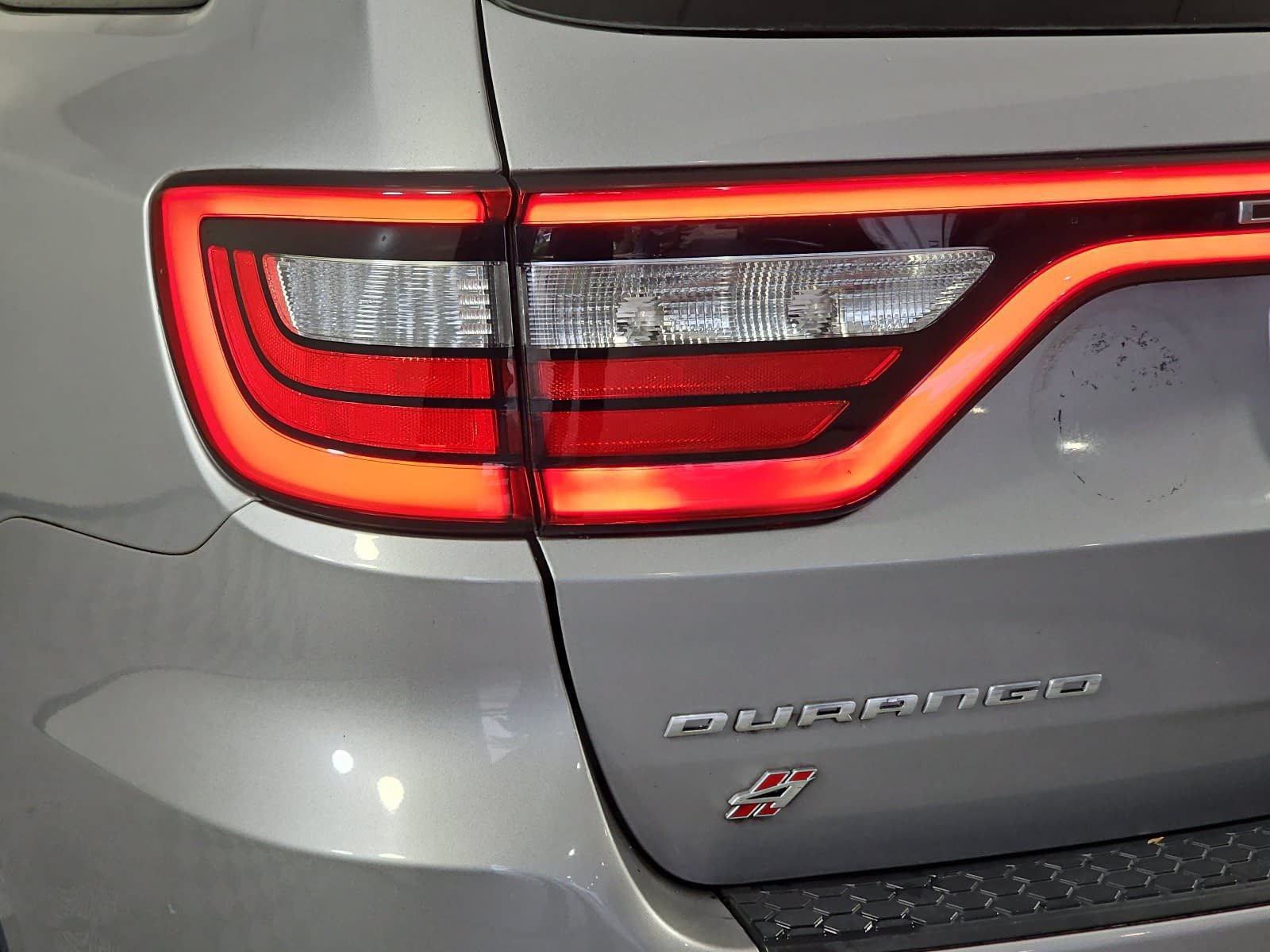 Used 2019 Dodge Durango SXT AWD/4WD image 28