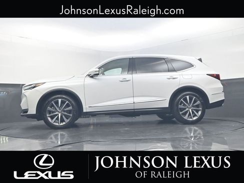 Used 2025 Acura MDX SH-AWD w/ Technology Package image 21