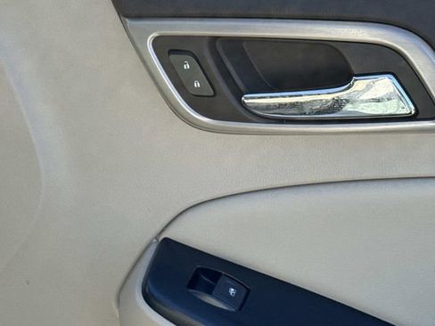 Used 2020 GMC Yukon Denali w/ Open Road Package image 21