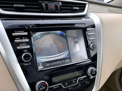 Used 2015 Nissan Murano Platinum w/ Platinum Technology Package AWD/4WD image 30