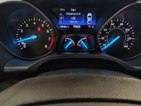 Used 2017 Ford Escape SE w/ Equipment Group 201A AWD/4WD image 23