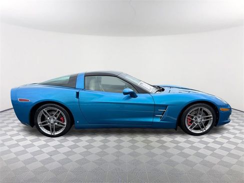 Used 2008 Chevrolet Corvette Coupe w/ Preferred Equipment Group image 4