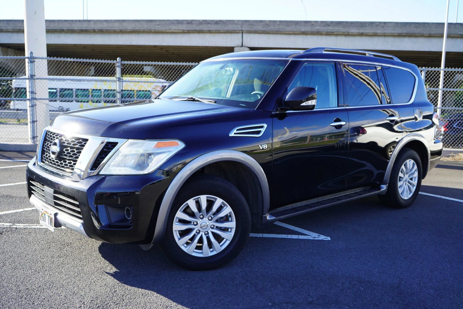 Used 2017 Nissan Armada SV w/ Driver Package RWD image 3