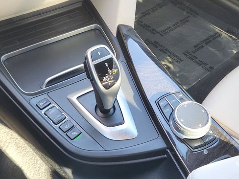 Used 2020 BMW 430i Convertible w/ M Sport Package image 29