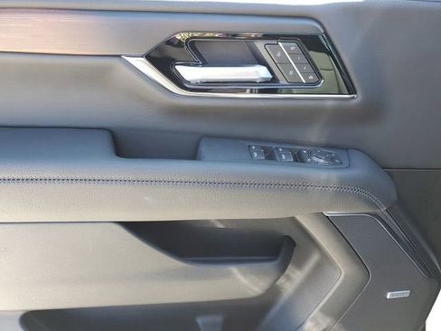 New 2026 GMC Yukon XL Denali w/ Sun & Power Step Package image 17