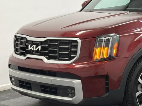Used 2024 Kia Telluride SX Prestige AWD/4WD image 2