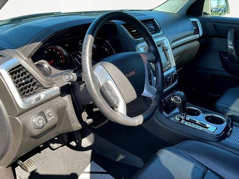 Used 2017 GMC Acadia Limited SLT image 18