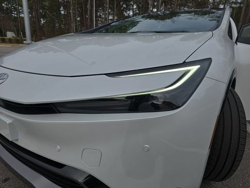 Used 2026 Toyota Prius Limited image 31