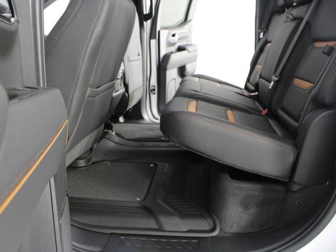 New 2026 GMC Sierra 1500 AT4 w/ AT4 Premium Package AWD/4WD image 21